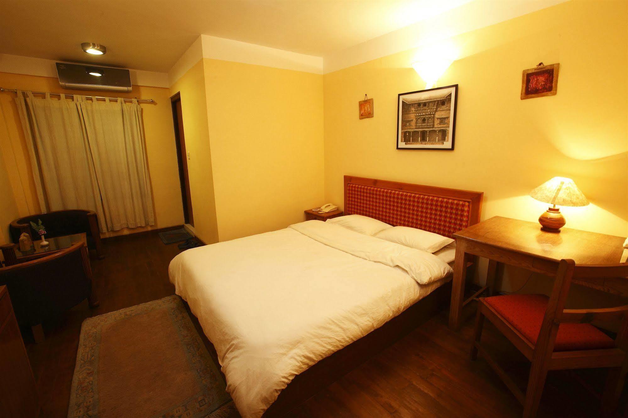Royal Astoria Hotel Κατμαντού Εξωτερικό φωτογραφία